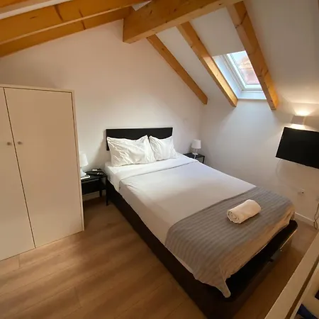 Five House 14a